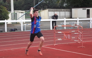 Les lanceurs de l' ASEC sur le podium des Chp régionaux