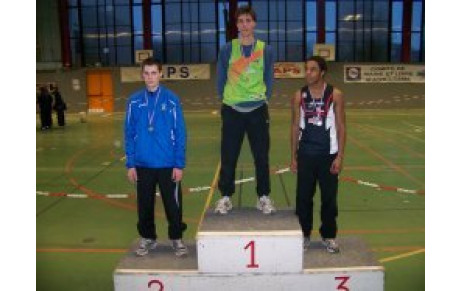 Départementaux en salle Cadets à Saumur