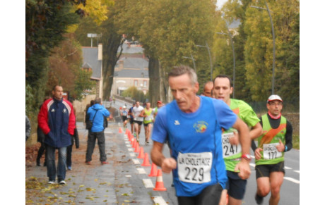 Qui sera le premier coureur à se qualifier pour les France de 10km2015?