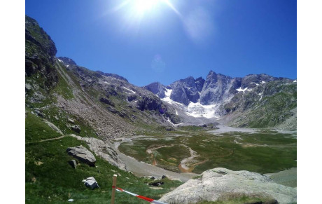 &quot;La course des Refuges&quot; dans les Pyrénées..... très belle perf de Maud Couillet !